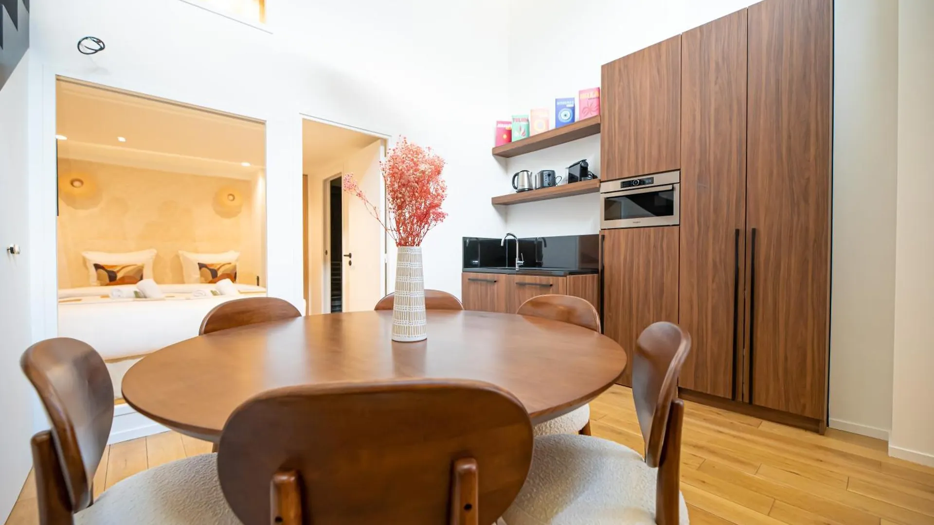 Cia - Duplex In Paris' Center Apartment